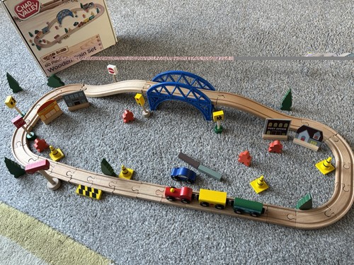 Chad valley wooden train - valley,