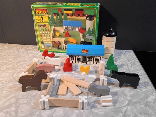 Brio wooden train animal farm - train,
