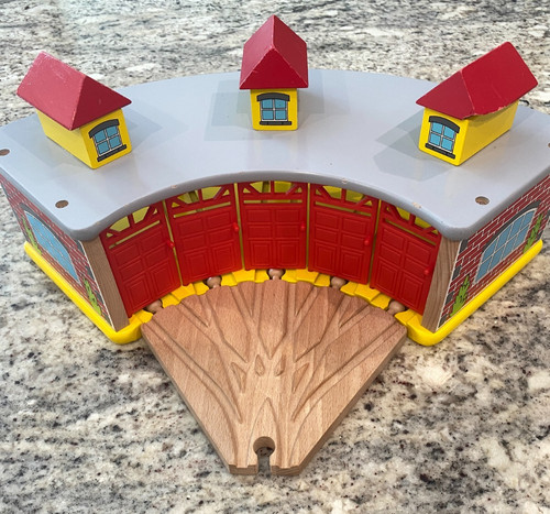 Wooden train set roundhouse - set,