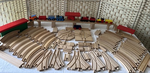 Wooden train set bundle - train,