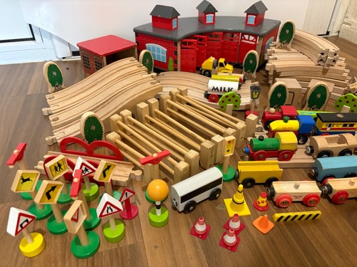 Massive universal wooden train - universal,